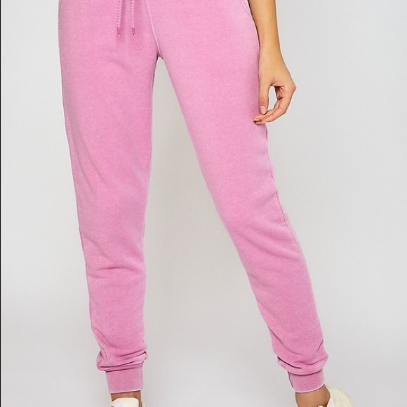 NWT Oversized Jogger Set - Picture 2 of 6